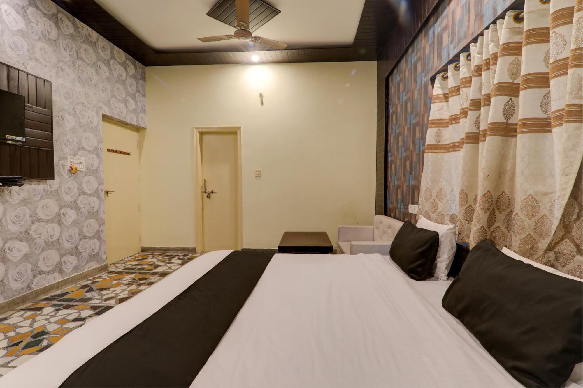 Hotel O Flagship Adbhut Moment Hotel 瓦拉纳西 外观 照片